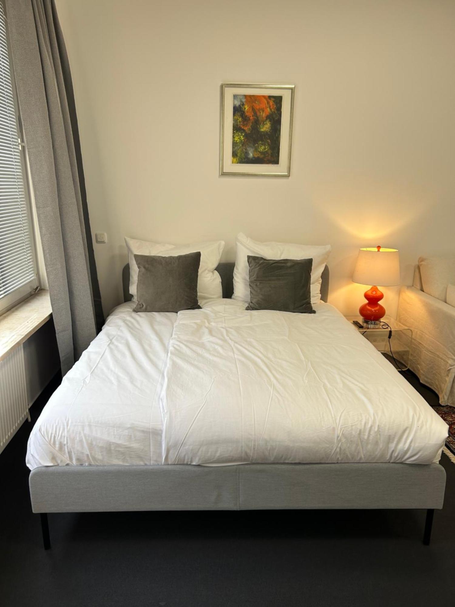 35 Qm Grosses Apartment Mit Eigenem Badezimmer In Den Elbvororten Hamburg Exterior photo