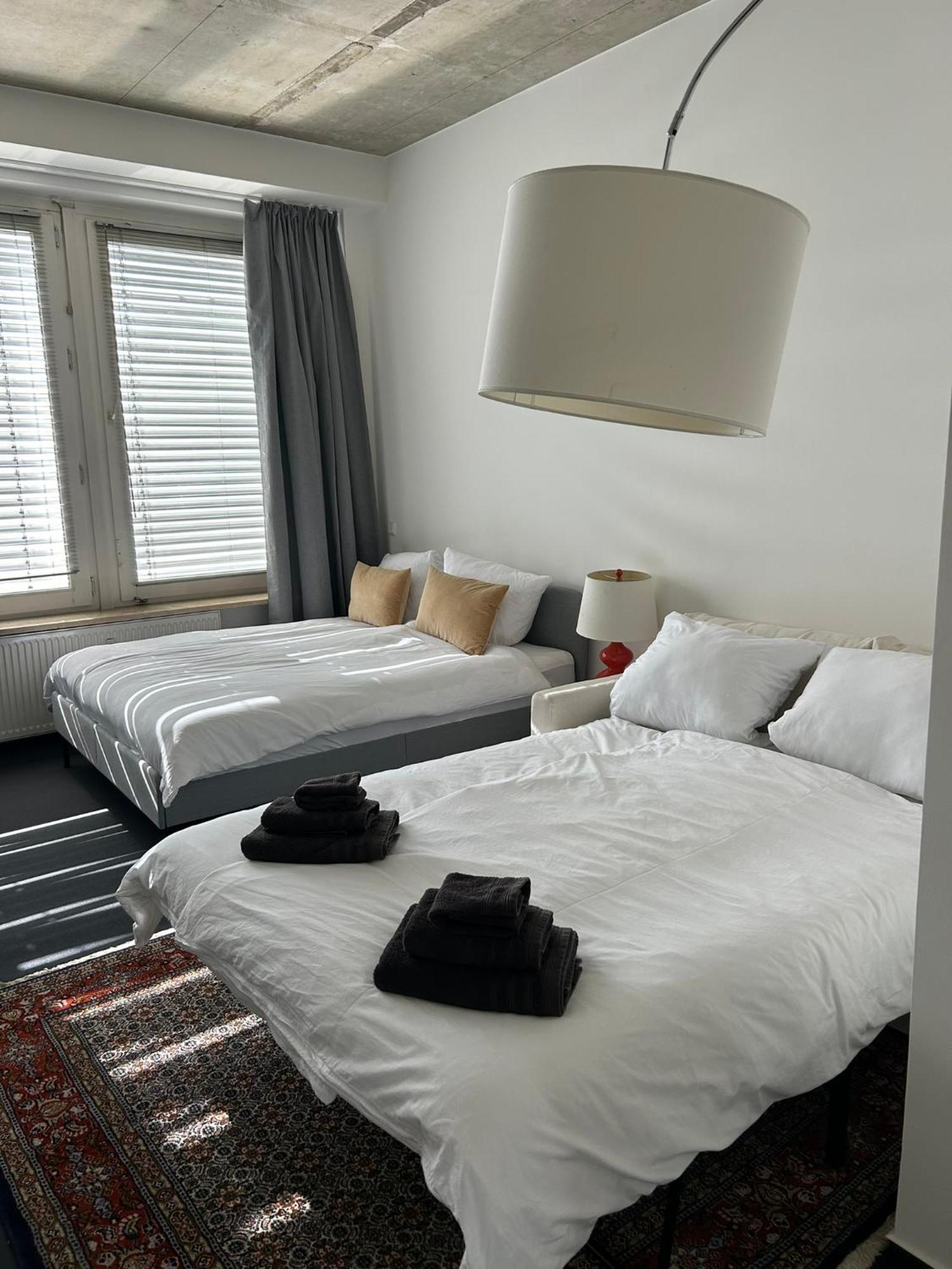 35 Qm Grosses Apartment Mit Eigenem Badezimmer In Den Elbvororten Hamburg Exterior photo